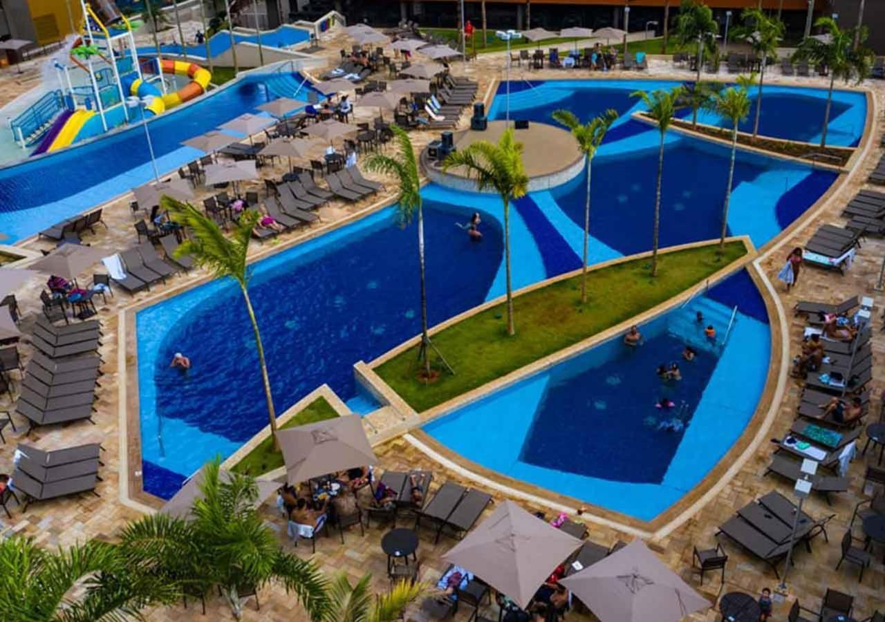 Enjoy Solar Das Aguas Park Resort โอลิมเปีย ภายนอก รูปภาพ Aerial view of the resort's swimming pool