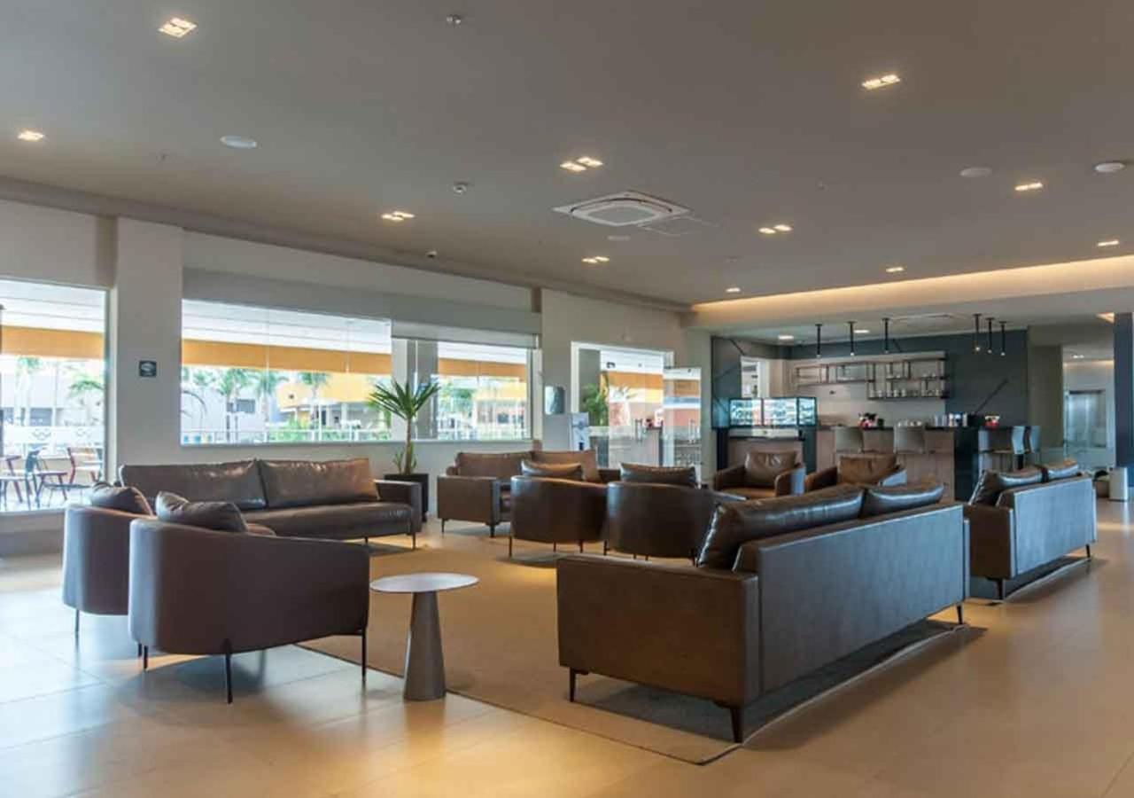Enjoy Solar Das Aguas Park Resort โอลิมเปีย ภายนอก รูปภาพ The lounge at the airport