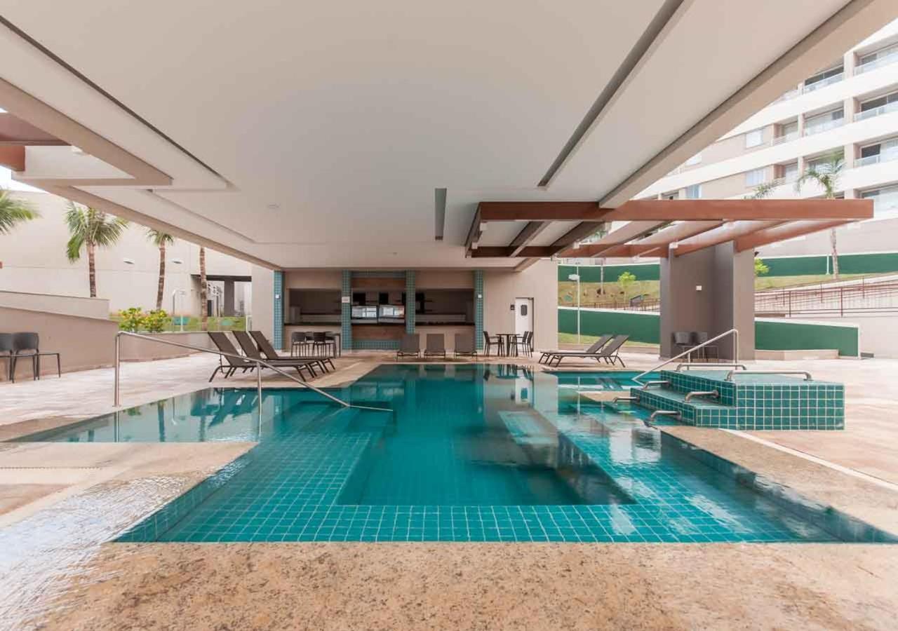 Enjoy Solar Das Aguas Park Resort โอลิมเปีย ภายนอก รูปภาพ The swimming pool at the hotel