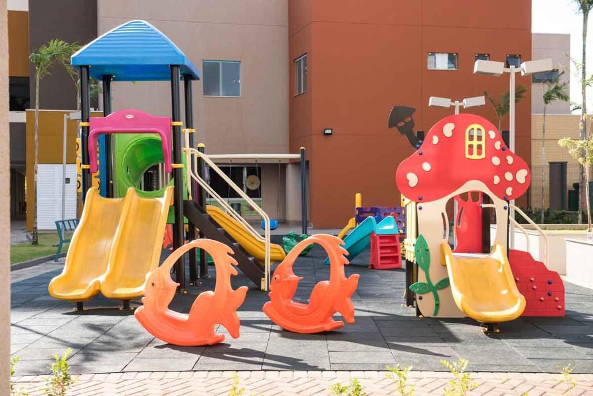 Enjoy Solar Das Aguas Park Resort โอลิมเปีย ภายนอก รูปภาพ Playground in a residential area