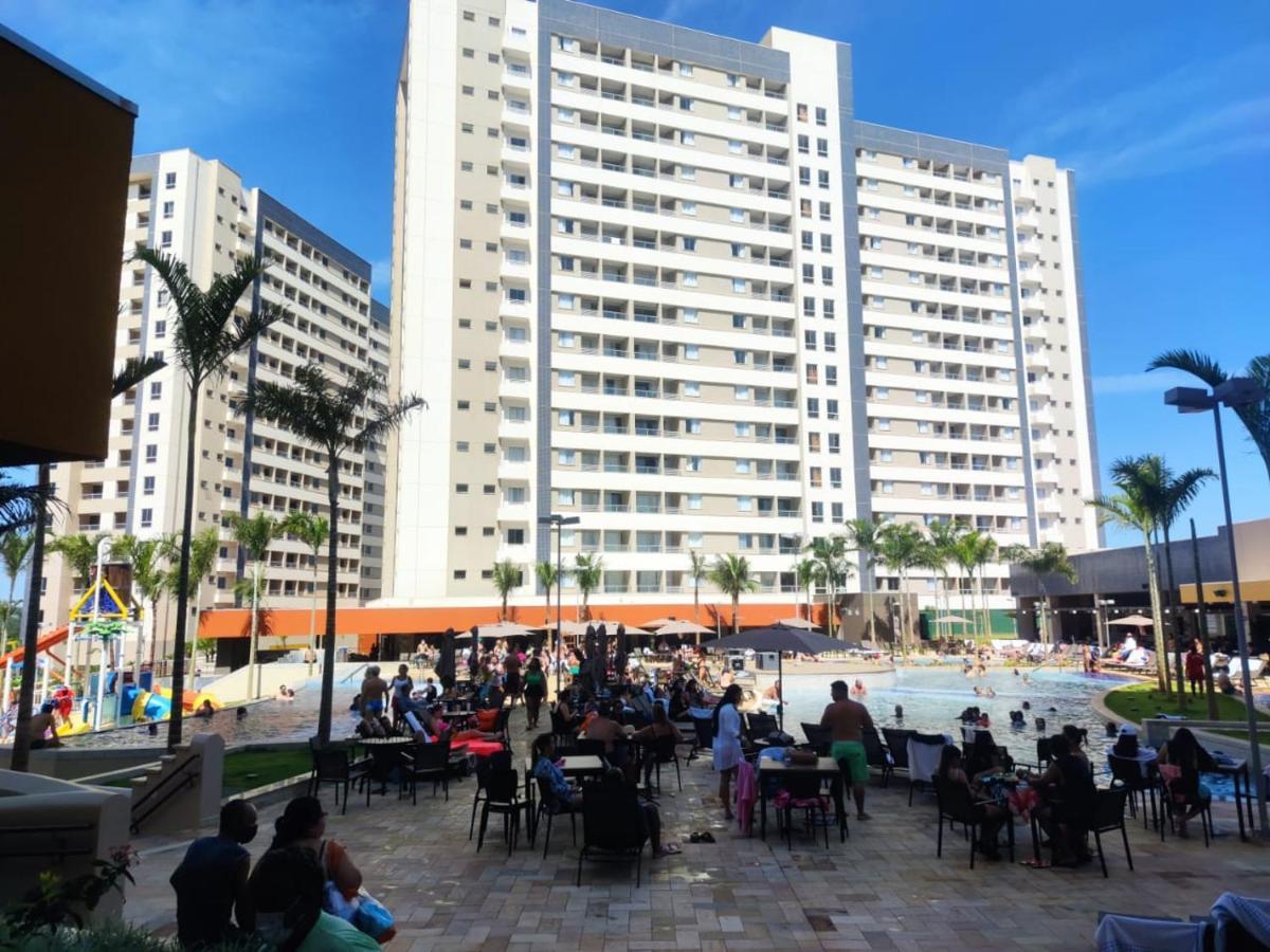Enjoy Solar Das Aguas Park Resort โอลิมเปีย ภายนอก รูปภาพ The main building of the university